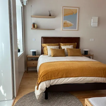 아파트 Bright In The Heart Of The Historic Center